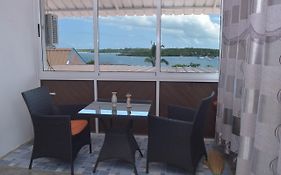 Chez Tino Trou Dʼeau Douce