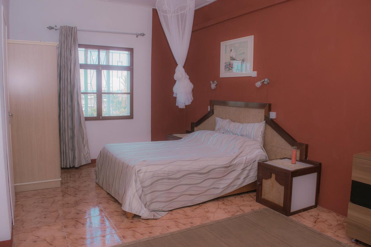 Bed and Breakfast Chez Tino à Trou dʼEau Douce Extérieur photo